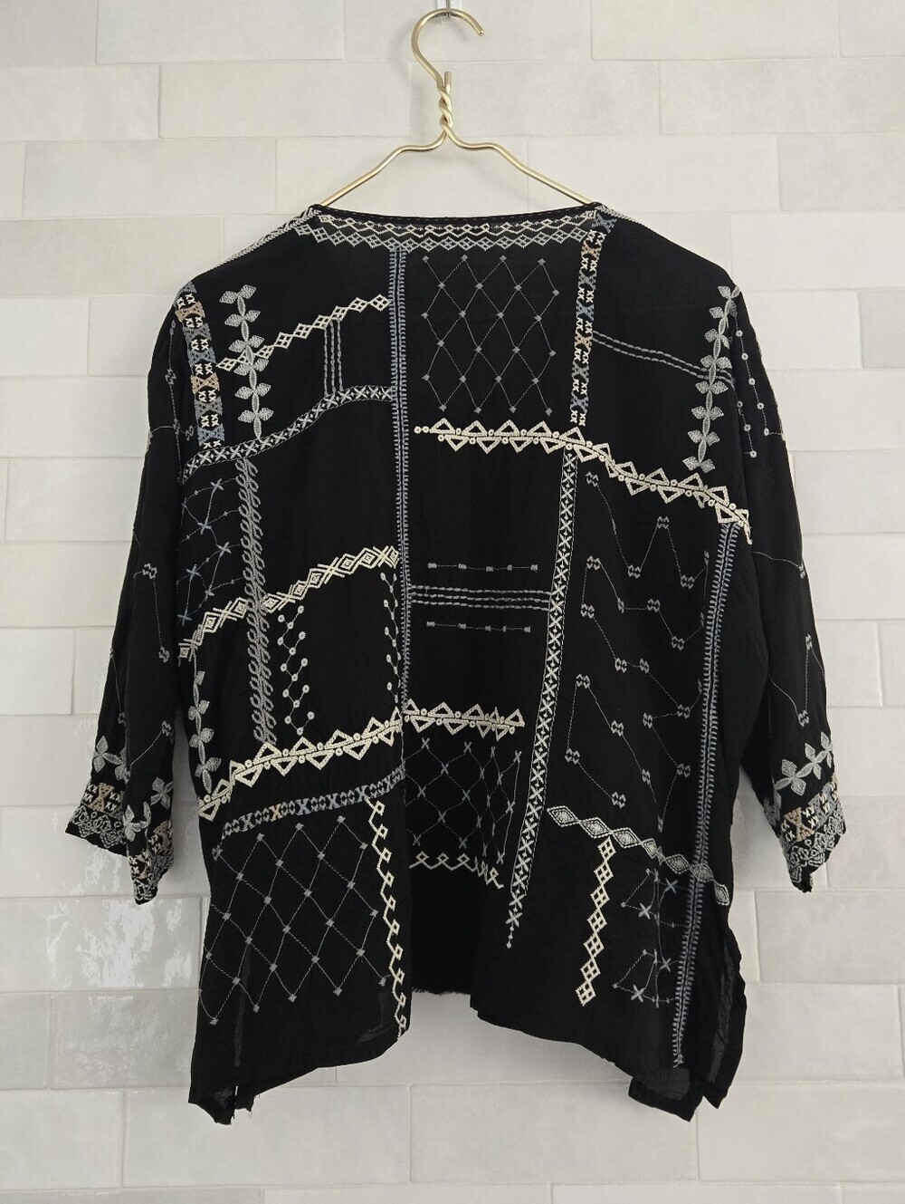 Johnny Was Carnation Floral Embroidered Patchwork Blouse Top Black Pink Relaxed - Picture 9 of 10